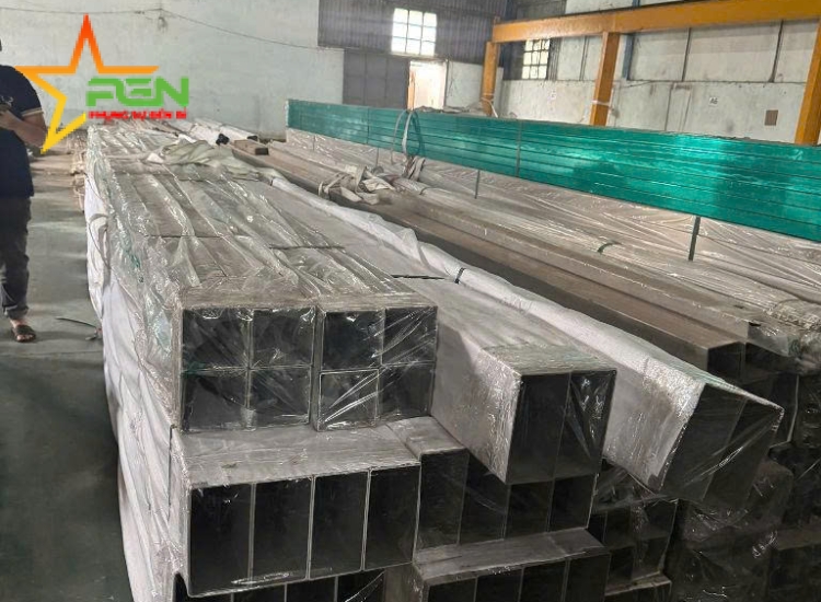 HỘP CHỮ NHẬT INOX 304/316 - 100x200x5.0MM