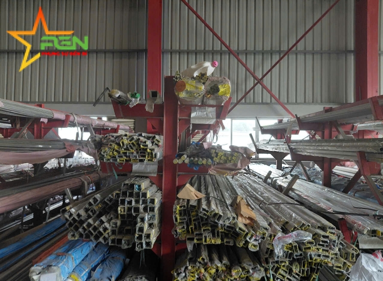 HỘP VUÔNG INOX 304/316 50 x 50 x 5.0MM