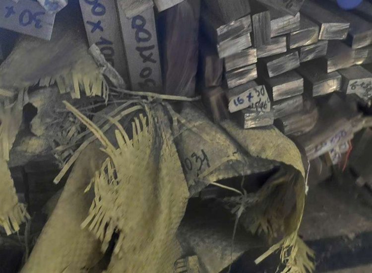 THANH LA ĐÚC 304 SỌC XƯỚC : 40 x 16 x 4000/6000MM/HL- LẬP LÀ INOX - Stainless Steel Bar Flat