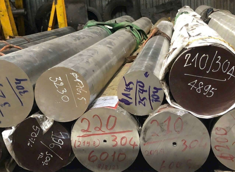 CẮT LẺ LÁP TRÒN ĐẶC, VUÔNG ĐẶC, LỤC GIÁC INOX 304/316/310S – SỰ LỰA CHỌN LINH HOẠT TỪ INOX PHÚ GIANG NAM