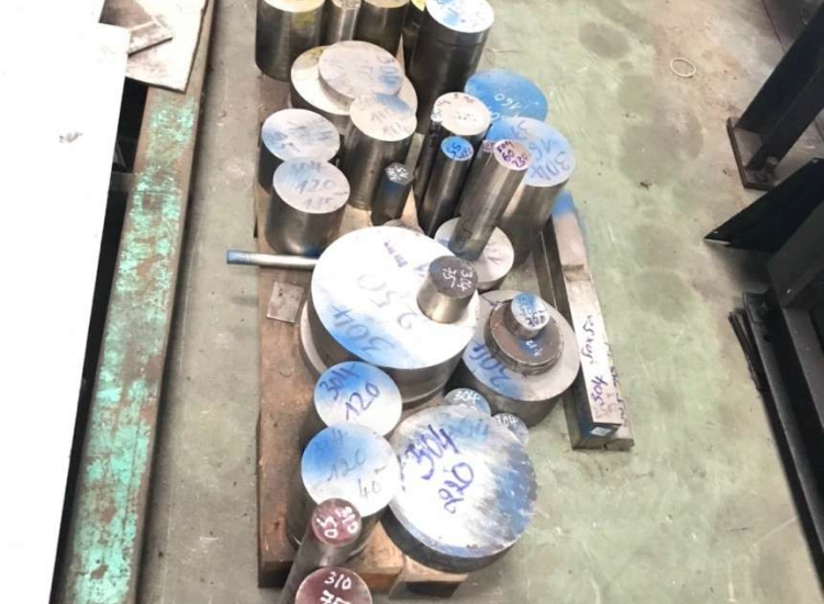 CẮT LẺ LÁP TRÒN ĐẶC, VUÔNG ĐẶC, LỤC GIÁC INOX 304/316/310S – SỰ LỰA CHỌN LINH HOẠT TỪ INOX PHÚ GIANG NAM