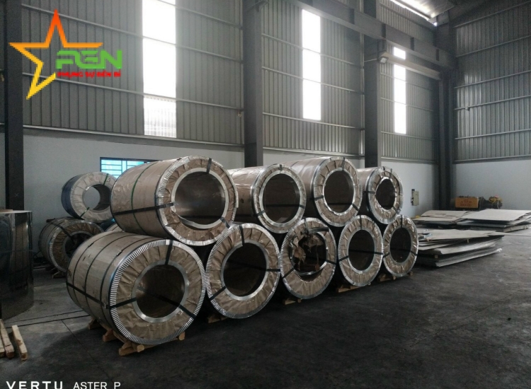 CUỘN INOX CÁN NÓNG 304