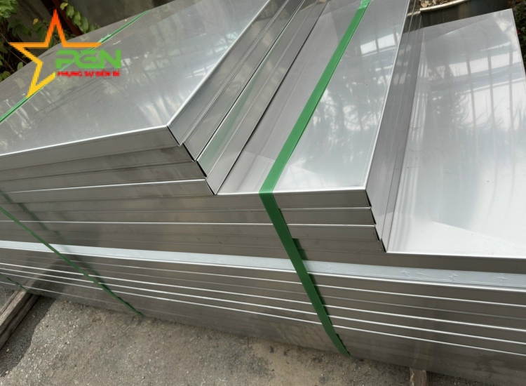 GIA CÔNG INOX LASER CHI TIẾT