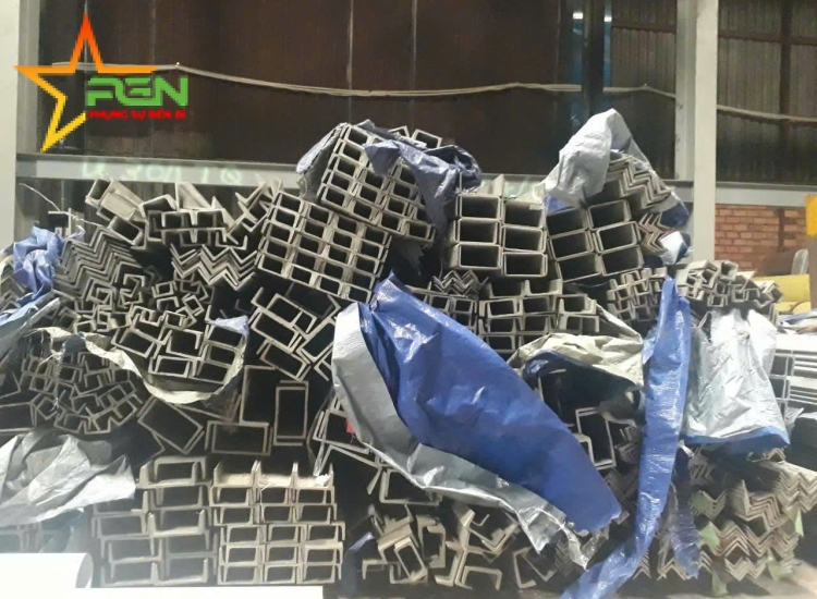 U ĐÚC INOX 304 - 150 x 75 x 7.0 x 6M