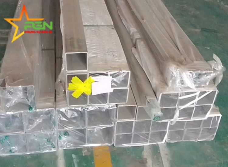 HỘP VUÔNG INOX 304/316 60 x 60 x 4.0MM