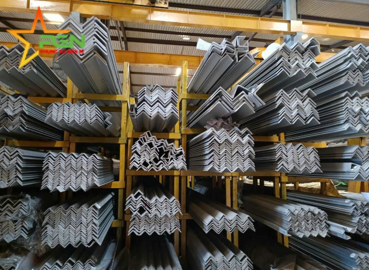 VÊ ĐÚC INOX 316/316L: 30 x 30 x 5.0 x 6 M