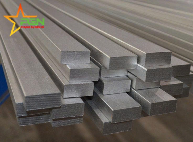 THANH LA ĐÚC 304 SỌC XƯỚC : 25 x 3.0 x 6000/HL- Stainless Steel Flat Bar