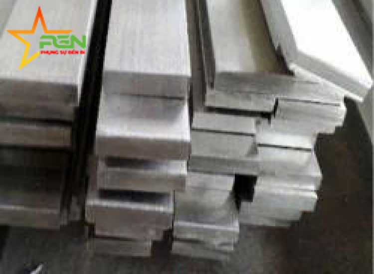 THANH LA ĐÚC 304 SỌC XƯỚC : 30 x 5.0 x 4000/6000MM/HL- LẬP LÀ INOX- Stainless Steel Flat Bar