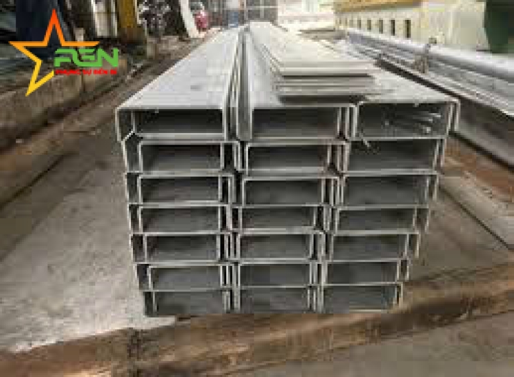 GIA CÔNG CHẤN U INOX 304/316/201/430